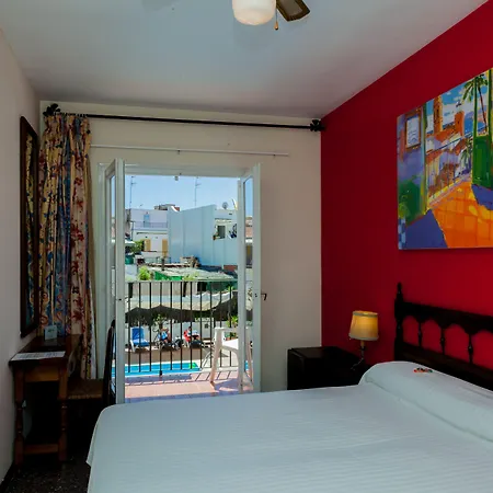 El Cid Hotel *