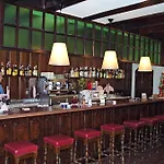 El Cid Hotel *