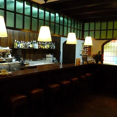 El Cid Hotel *