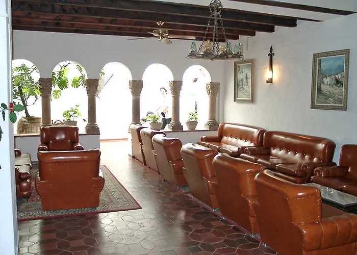 فندق El Cid سيدجيس